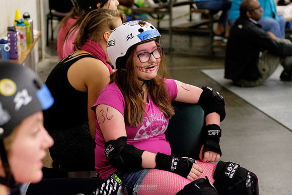 Evil Angels vs. Poison Skid'les.