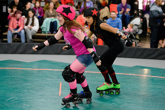 Evil Angels vs. Poison Skid'les.
