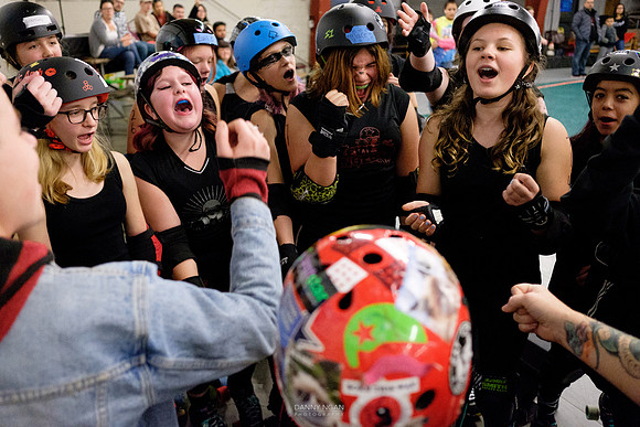 Evil Angels vs. Poison Skid'les.