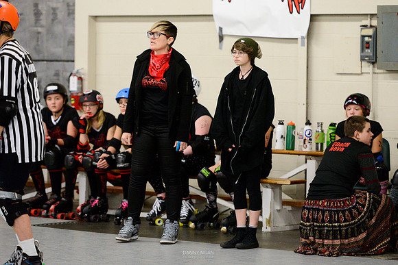 Evil Angels vs. Poison Skid'les.