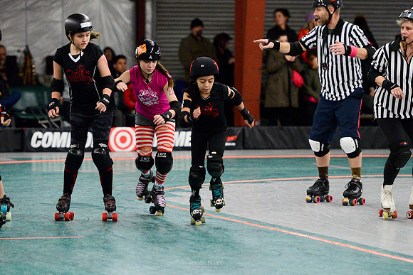 Evil Angels vs. Poison Skid'les.