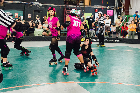Evil Angels vs. Poison Skid'les.