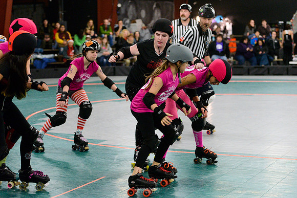 Evil Angels vs. Poison Skid'les.