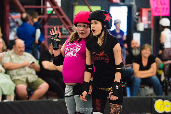 Evil Angels vs. Poison Skid'les.