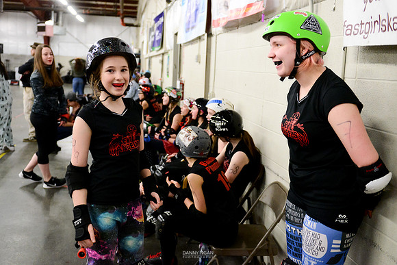 Evil Angels vs. Poison Skid'les.