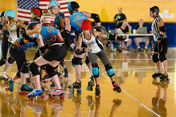 West Sound Rollergirls vs. NWO Honey Badgers