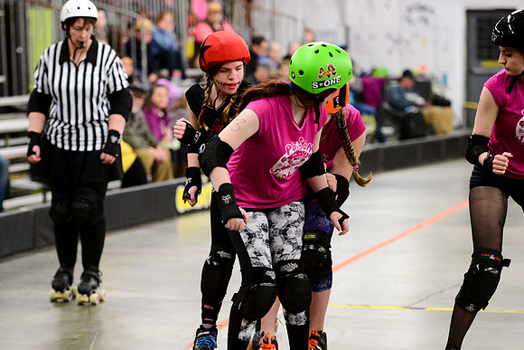 Evil Angels vs. Poison Skid'les.