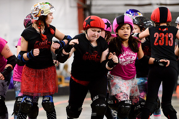 Evil Angels vs. Poison Skid'les.