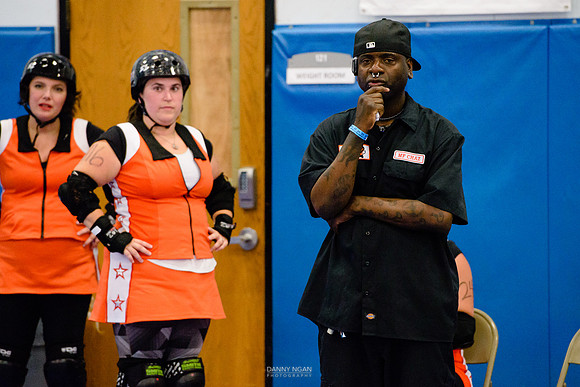 Camaro Harem vs. Mob City Misfits