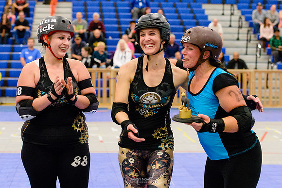 Hula Honeys vs. Cog Blockers