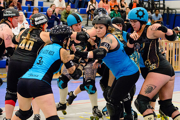 Hula Honeys vs. Cog Blockers