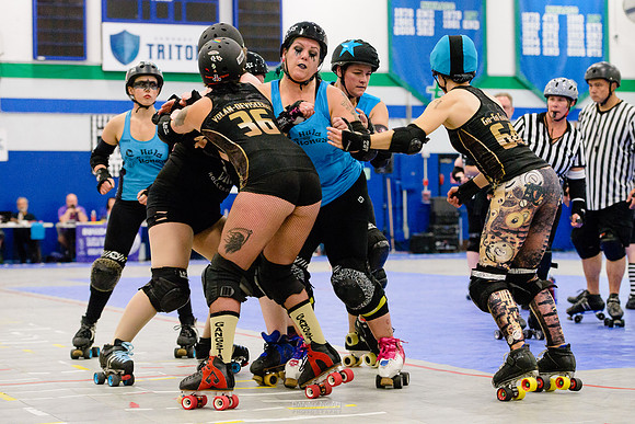 Hula Honeys vs. Cog Blockers