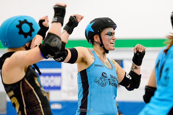 Hula Honeys vs. Cog Blockers