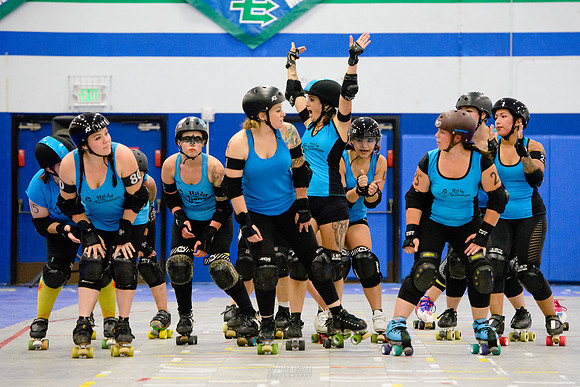 Hula Honeys vs. Cog Blockers
