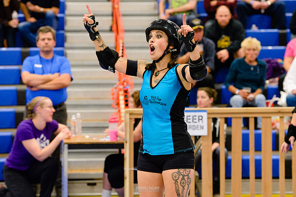 Hula Honeys vs. Cog Blockers