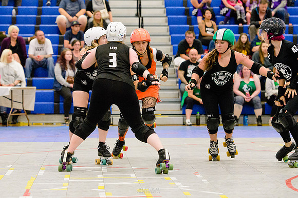 Camaro Harem vs. Mob City Misfits