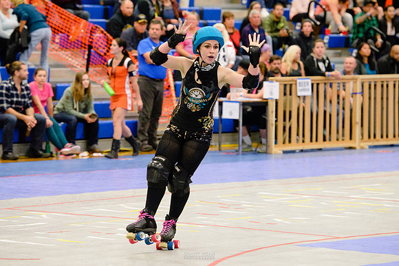 Hula Honeys vs. Cog Blockers