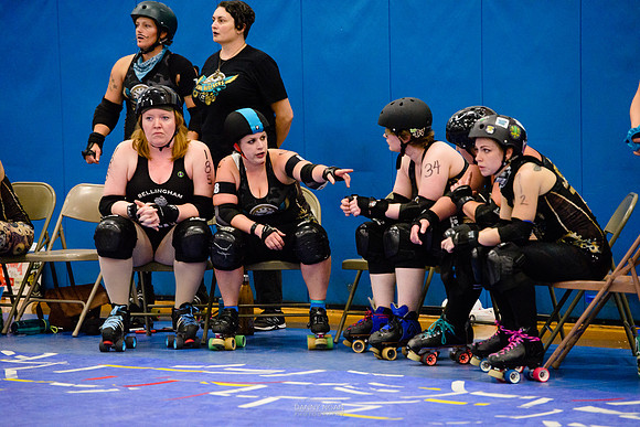 Hula Honeys vs. Cog Blockers