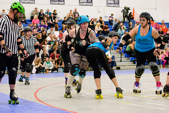 Hula Honeys vs. Cog Blockers
