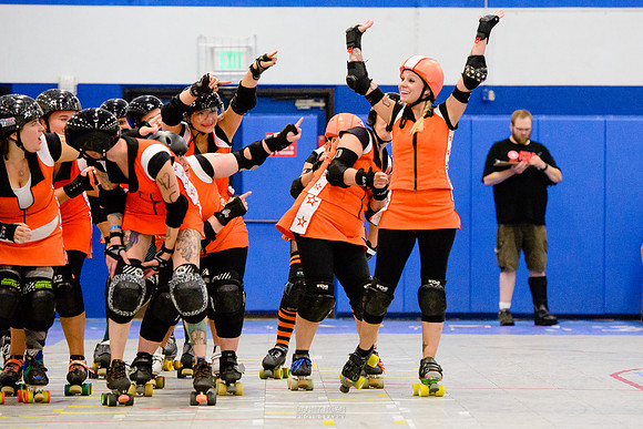 Camaro Harem vs. Mob City Misfits