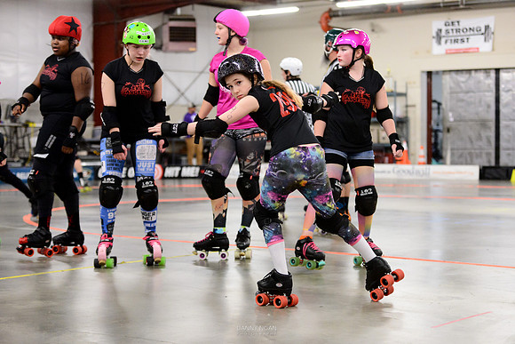 Evil Angels vs. Poison Skid'les.