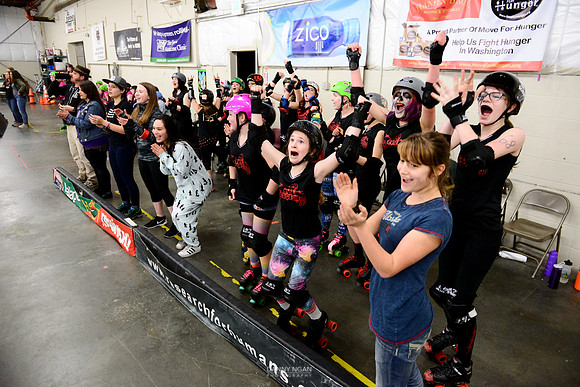 Evil Angels vs. Poison Skid'les.