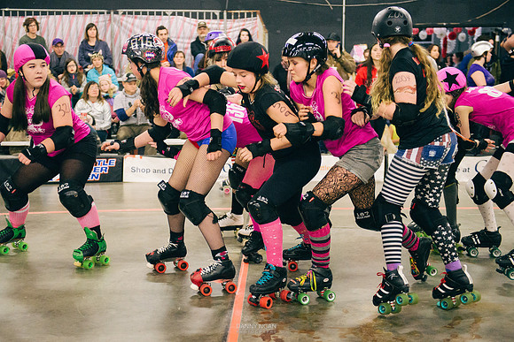 Evil Angels vs. Poison Skid'les.