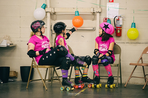 Evil Angels vs. Poison Skid'les.