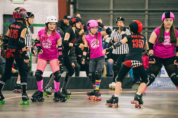 Evil Angels vs. Poison Skid'les.