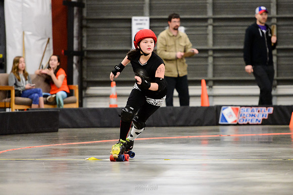 Evil Angels vs. Poison Skid'les.