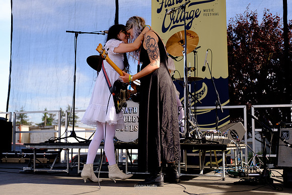 Death Valley Girls