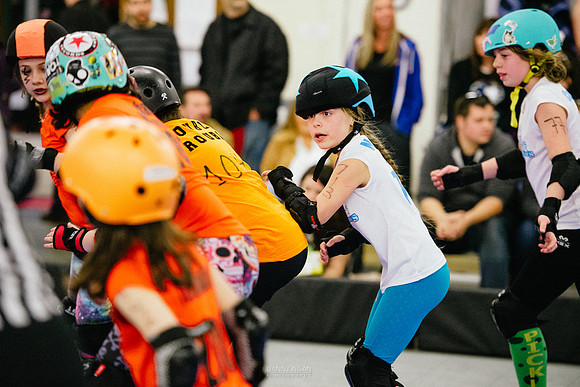 Orange Crush vs. Turquoise Terrors