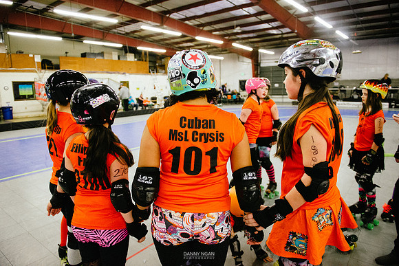 Orange Crush vs. Turquoise Terrors
