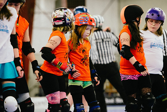 Orange Crush vs. Turquoise Terrors