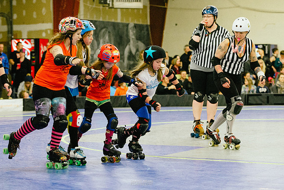 Orange Crush vs. Turquoise Terrors