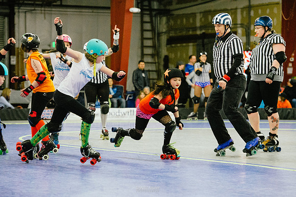 Orange Crush vs. Turquoise Terrors