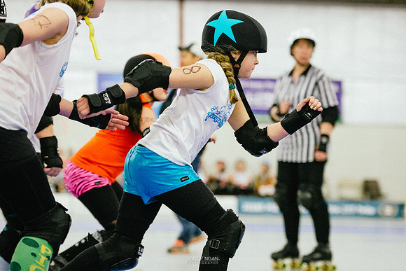 Orange Crush vs. Turquoise Terrors