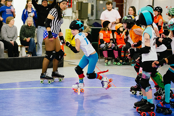 Orange Crush vs. Turquoise Terrors