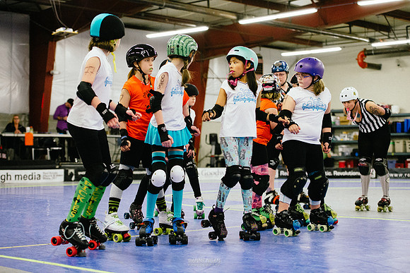 Orange Crush vs. Turquoise Terrors