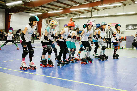 Orange Crush vs. Turquoise Terrors