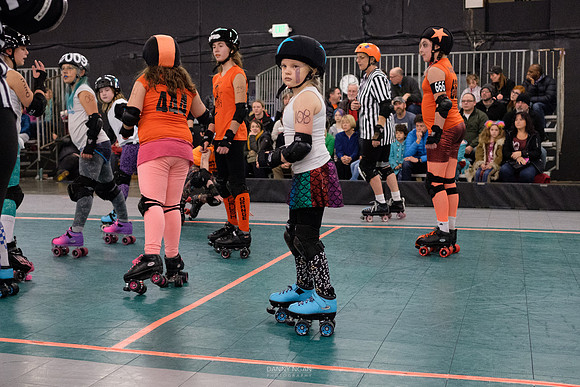 Turquoise Terrors vs. Orange Crush