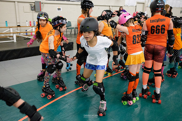 Turquoise Terrors vs. Orange Crush