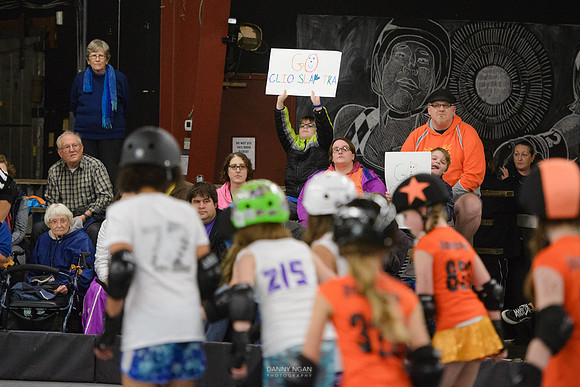 Turquoise Terrors vs. Orange Crush