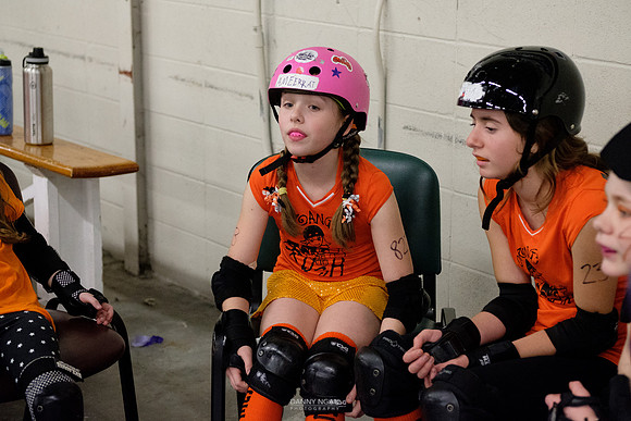 Turquoise Terrors vs. Orange Crush