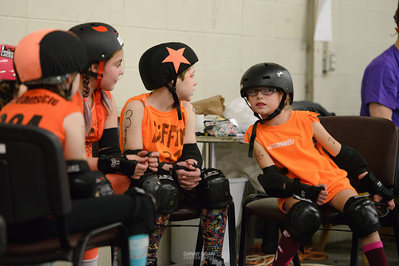 Turquoise Terrors vs. Orange Crush