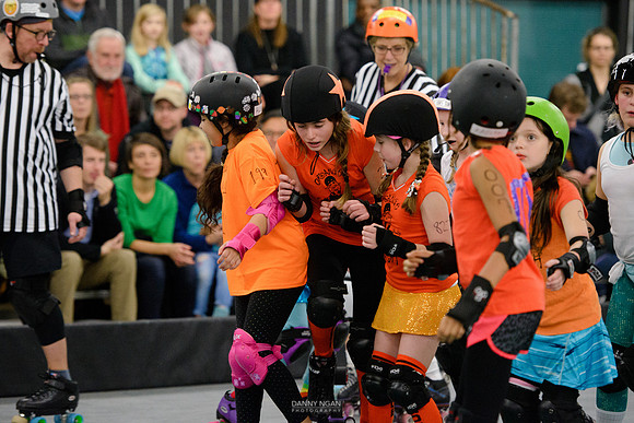 Turquoise Terrors vs. Orange Crush
