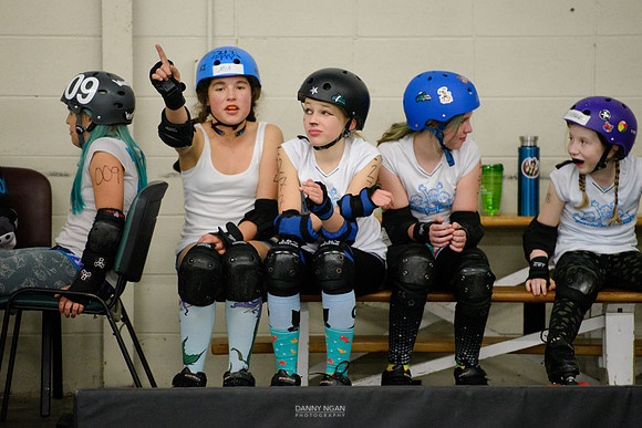 Turquoise Terrors vs. Orange Crush