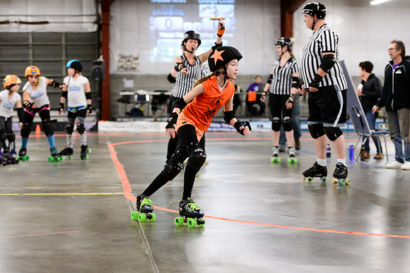 Orange Crush vs. Turquoise Terrors.