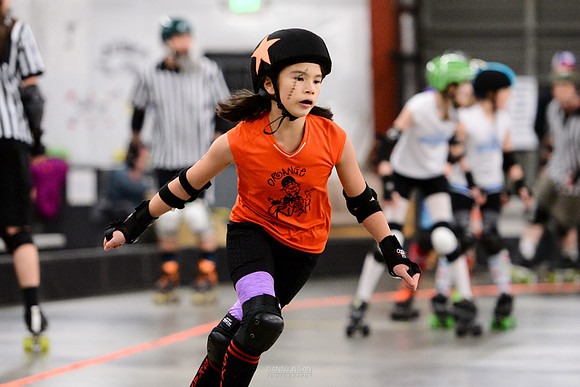Orange Crush vs. Turquoise Terrors.