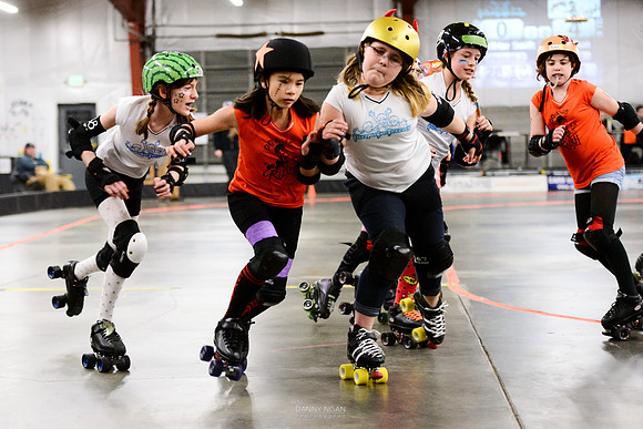 Orange Crush vs. Turquoise Terrors.